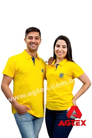 Polo Lisa com detalhe na vista